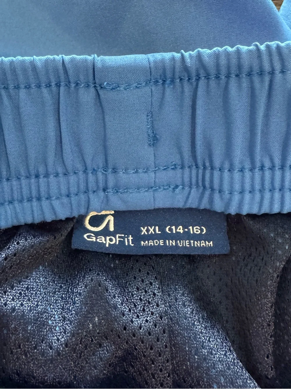 Boys GAP swim trunks XXL (14-16)
